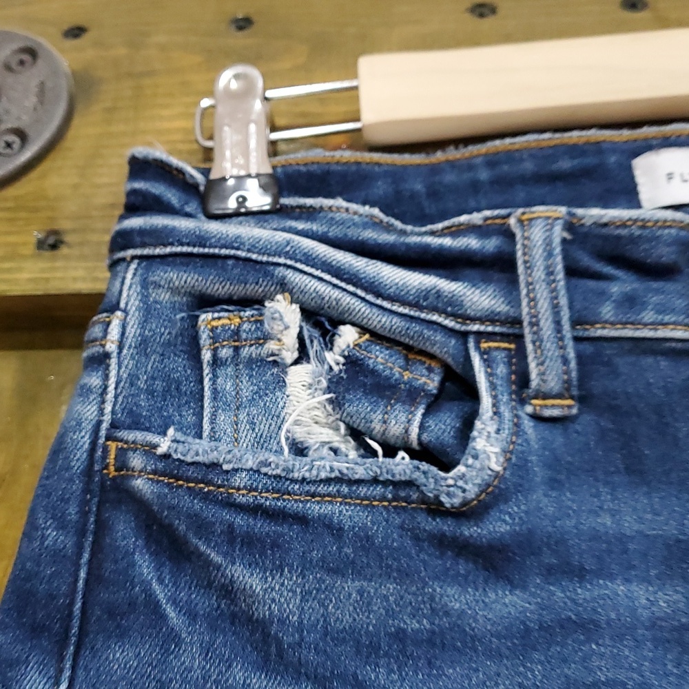 Flying Monkey Blue Denim Jeans Size 27 Stretch Frayed Hem - Picture 3 of 8